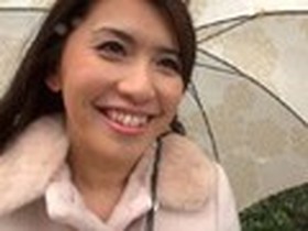 美人魔女23 あやこ 40歳 サンプル動画サムネイル